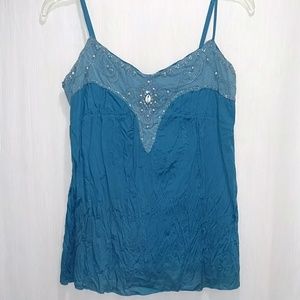 SOLD Women's / Juniors beachy crinkled top